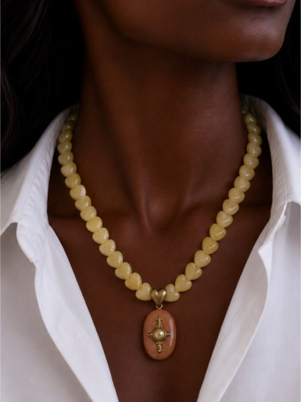 New! Coastal Neutral Yellow Heart Beaded Necklace 5022 NWOT